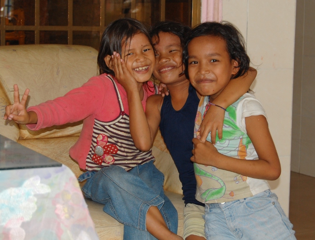 Smiling kids in Cambodia Smiling kids in Cambodia
