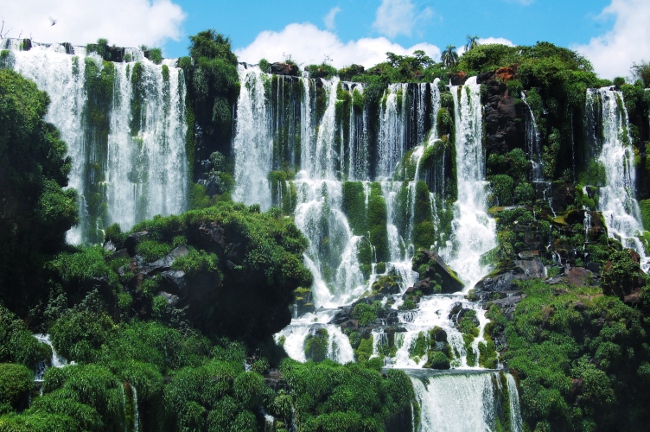 The smaller falls as seen from Isla San Martin, Iguazu Falls, Argentina