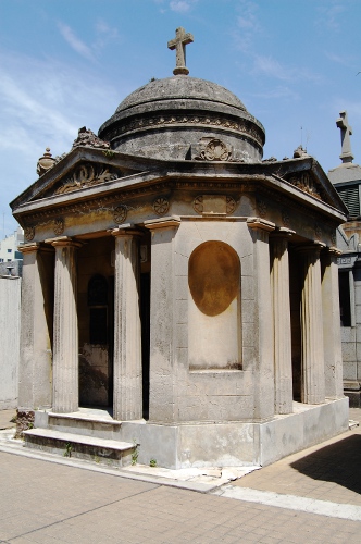 Recoleta Cemetery, Buenos Aires, Argentina Recoleta Cemetery, Buenos Aires, Argentina