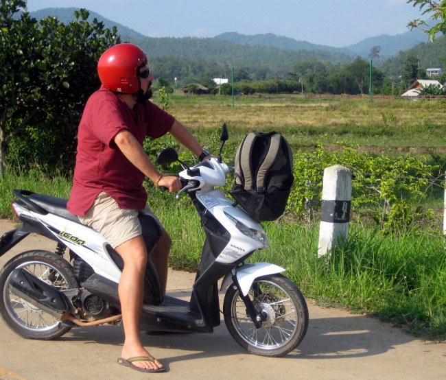 Riding motorbikes in Thailand Riding motorbikes in Thailand