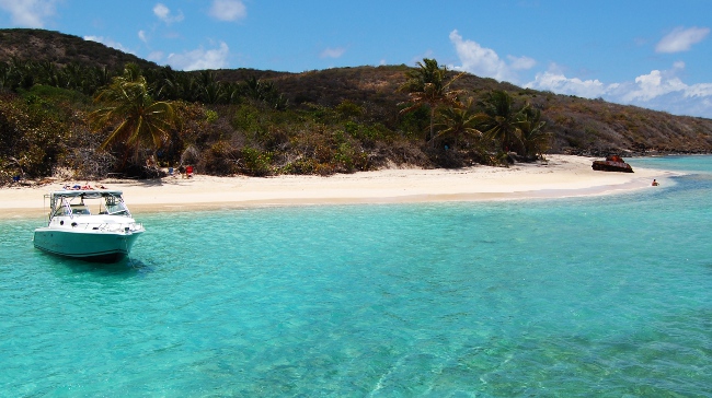 View from the catamaran at Culebra Island, Puerto Rico (3) View from the catamaran at Culebra Island, Puerto Rico (3)